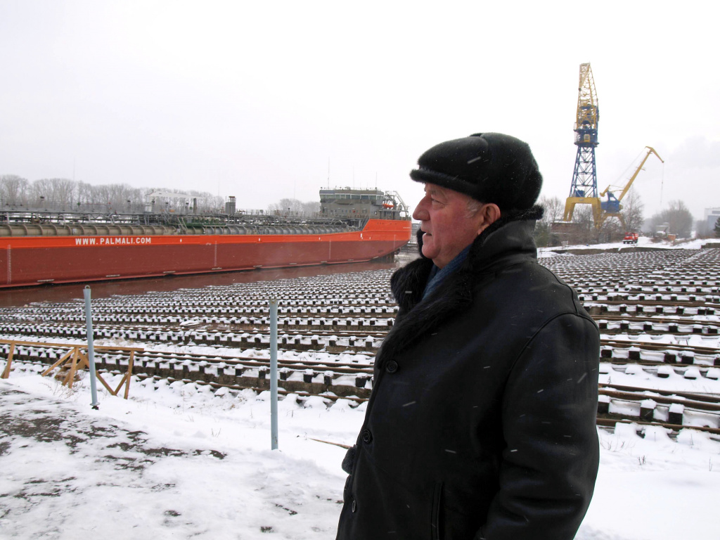 Жарков на спуске.jpg